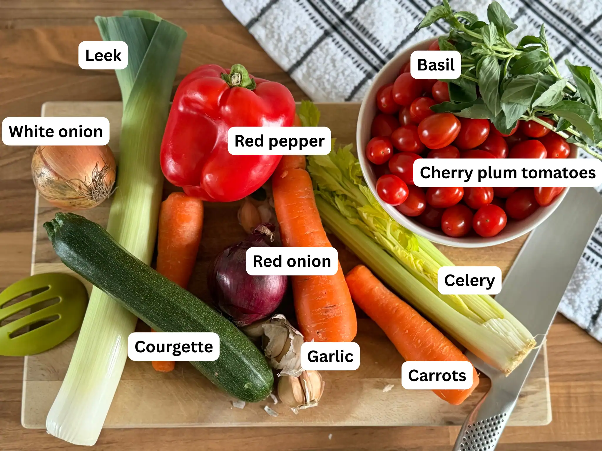 Hidden vegetable tomato sauce ingredients