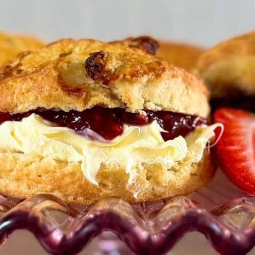 Scones cream and jam
