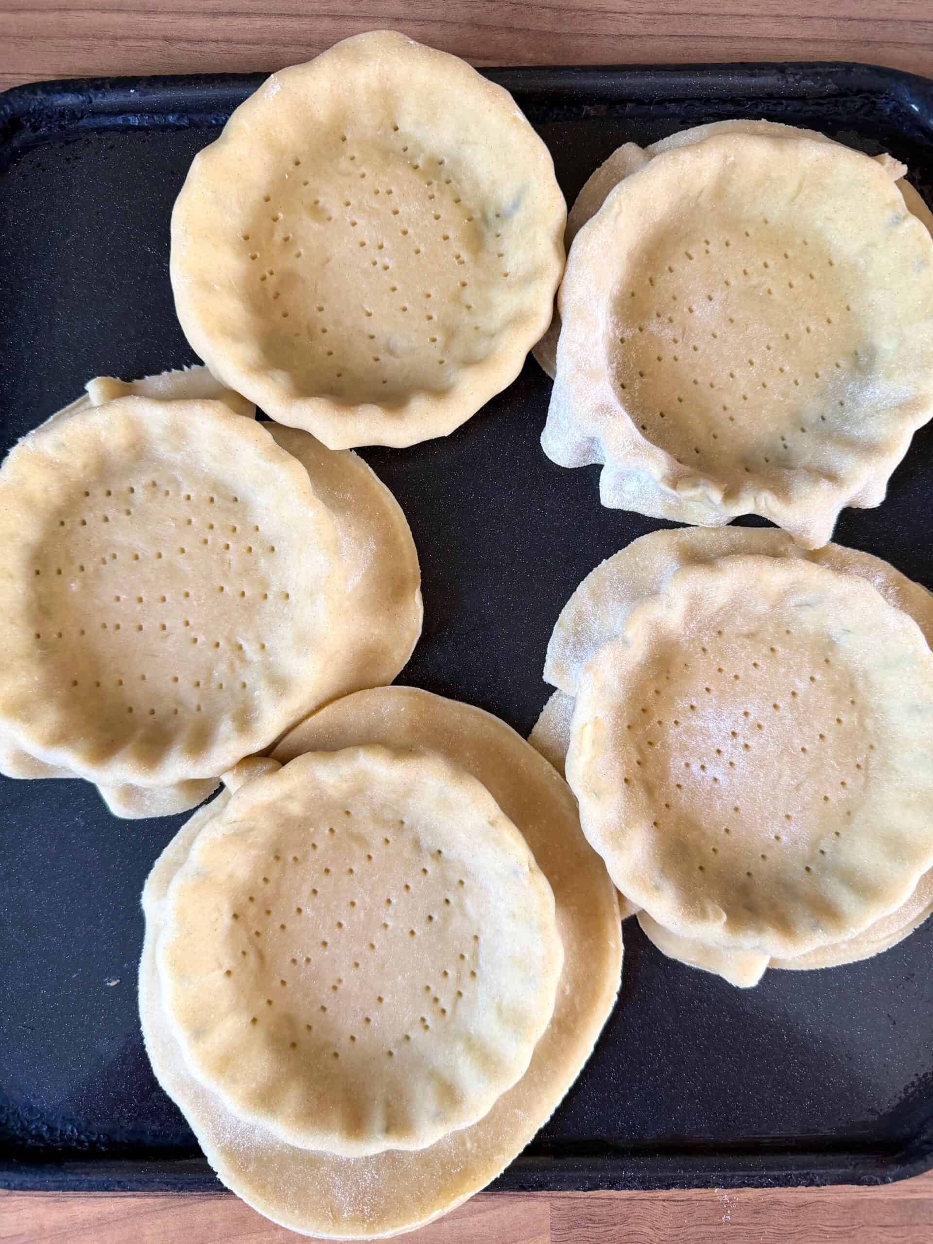 lined pastry cases
