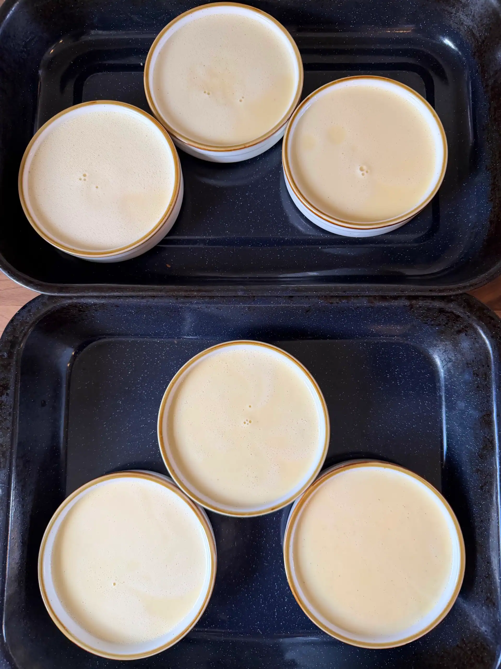 creme brulee in bain marie