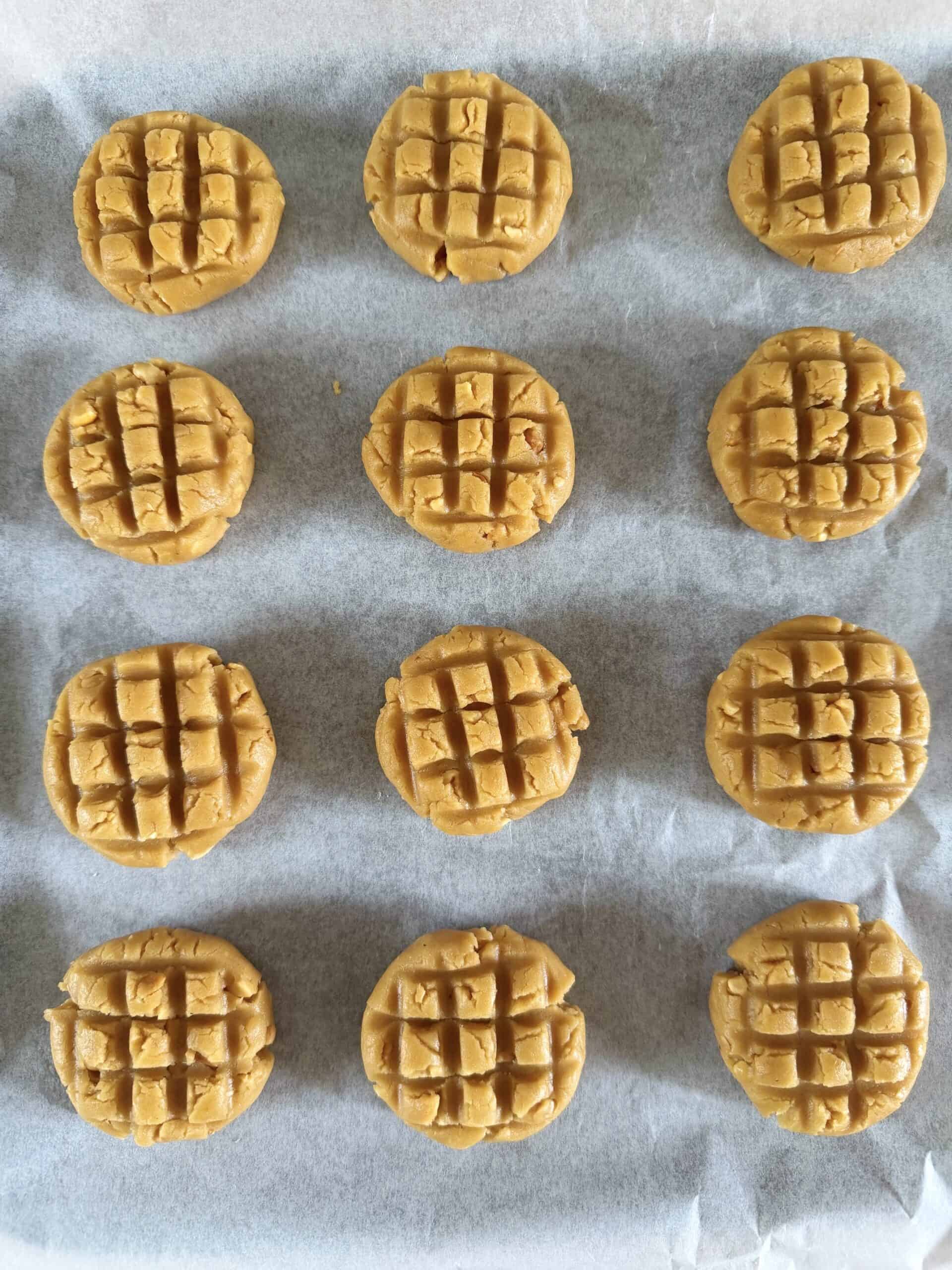 bake cookie for 10 minutes