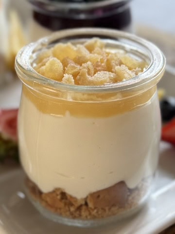 Lemon and ginger cheesecake